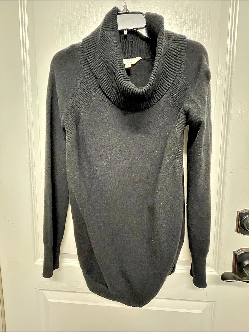 Time & Tru Cowl Neck Sweater in Black Size Medium
